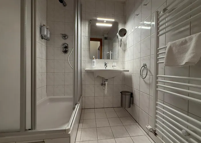 Hotel Bright By Schoenbrunn, Next To U6 Niederhofstrasse *