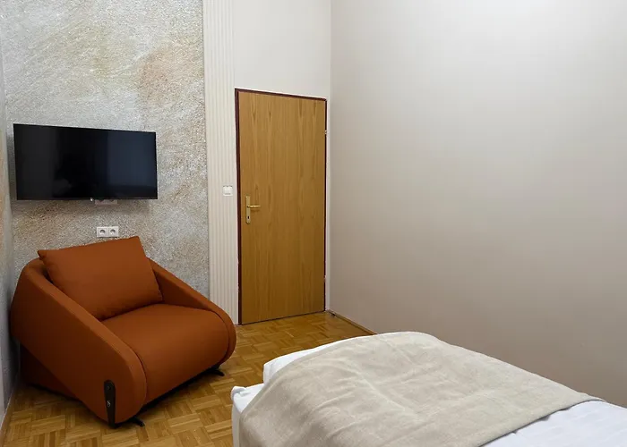 Hotel Bright By Schoenbrunn, Next To U6 Niederhofstrasse Vienna